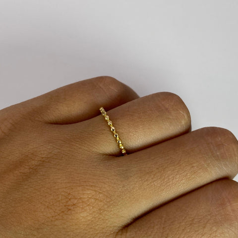 Anillo Circulos Oro amarillo 18k / Talla 5 / 1,42 Gr