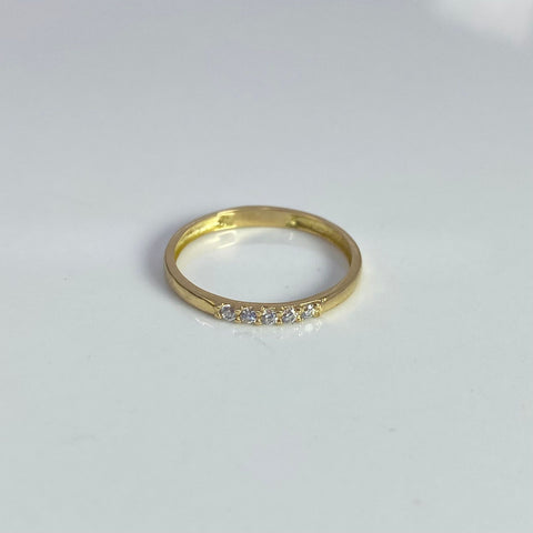 Anillo Circones Blancos Oro amarillo 18k / Talla 5 3/4 / 0,90 Gr