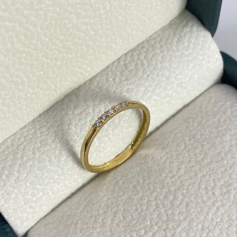 Anillo Circones Blancos Oro amarillo 18k / Talla 5 3/4 / 0,90 Gr