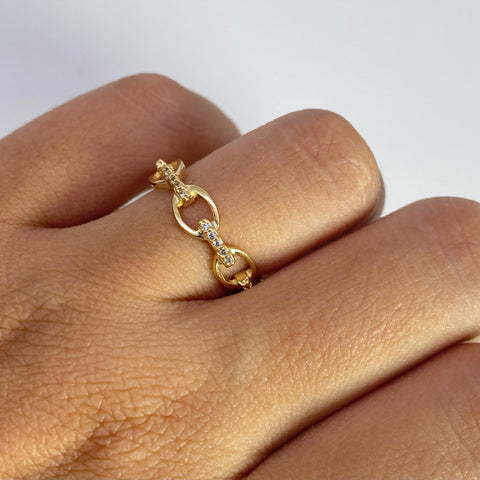 Anillo Cubano Circones Blancos Oro amarillo 18k / Talla 6 / 1,94 Gr