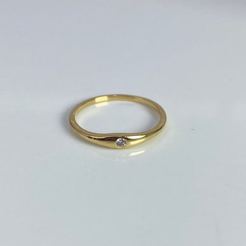 Anillo Circon Blanco Central Oro amarillo 18k / Talla 5 1/4 / 1,09 Gr *