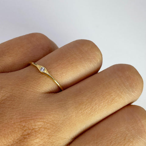Anillo Circon Blanco Oro amarillo 18k / Talla 7 / 1,08 Gr *