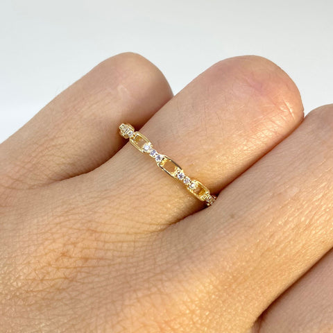 Anillo Cajón Circones Blancos Oro amarillo 18k / Talla 7 1/2 / 1,64 Gr †