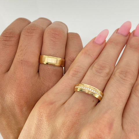 Anillo Argollas Matrimoniales Diamantadas Con Circones POR FABRICACION Oro amarillo 18k / Talla 6/11 / 13,9 Gr *